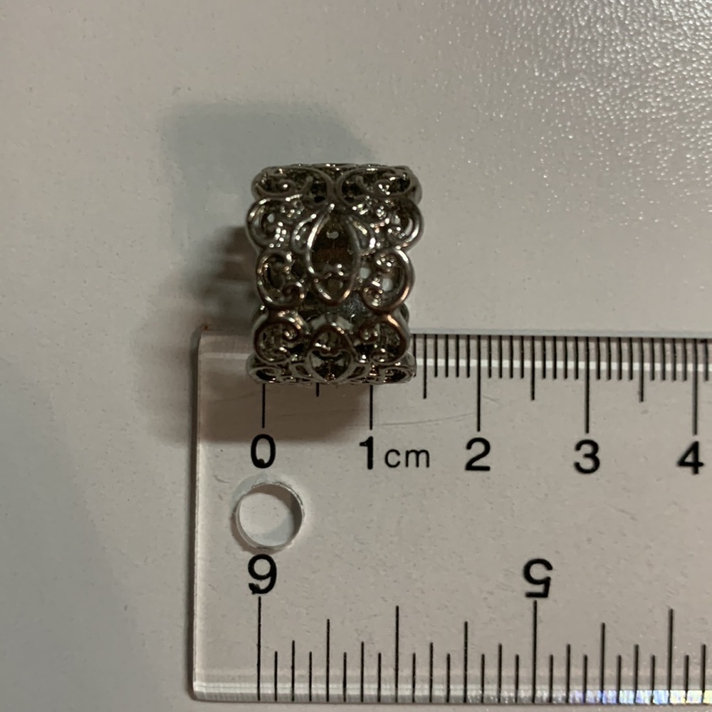 Silver Ring - Picture 4 of 4